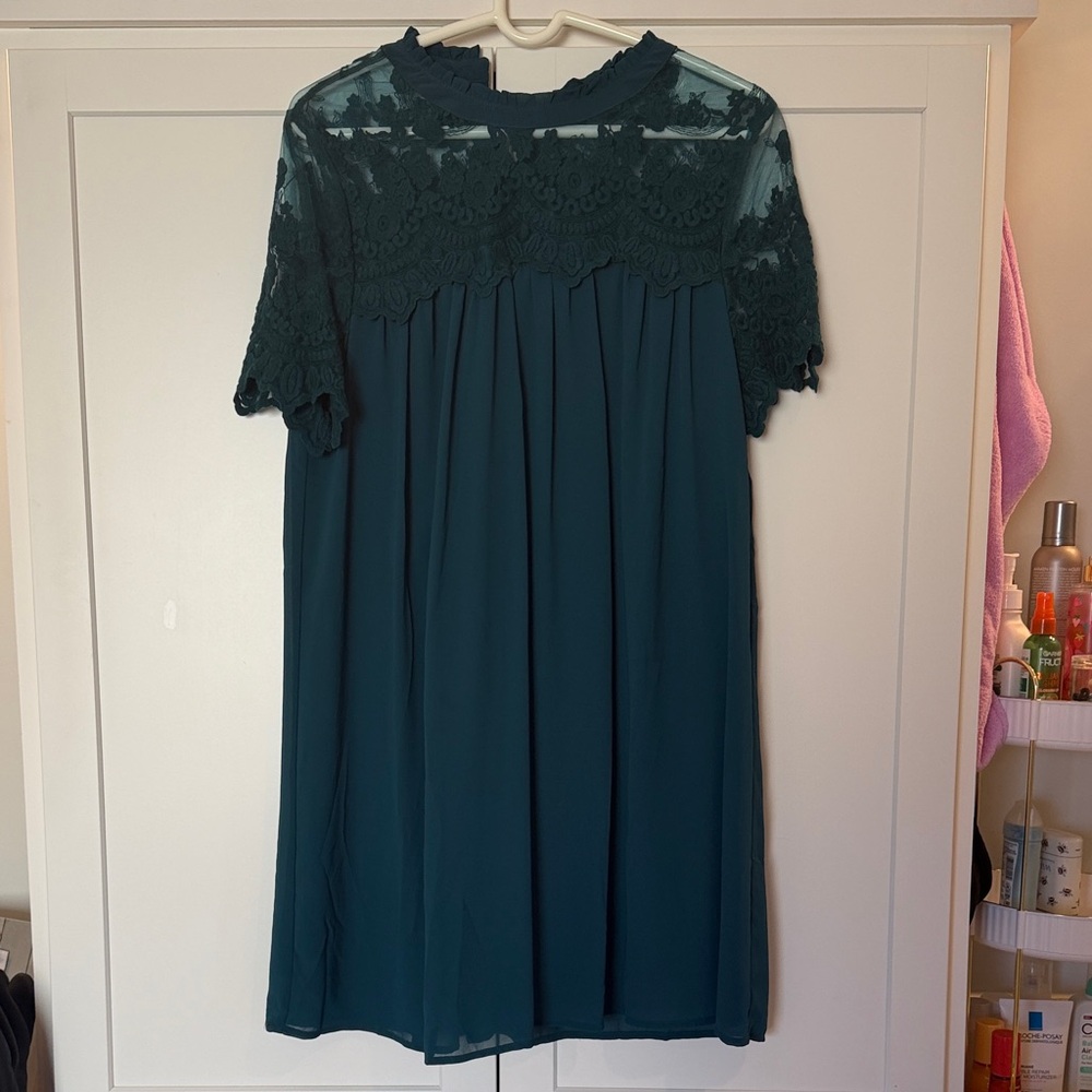 Entro Teal Lace Accent Garment